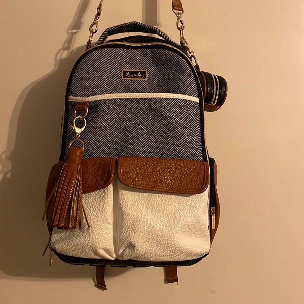Itzy Ritzy Coffee & Cream Boss Bag